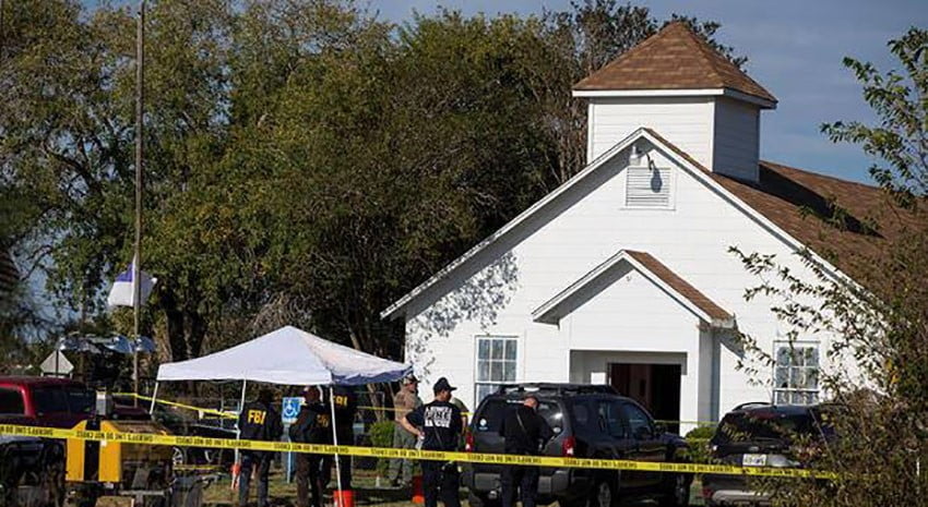 стрілянина в церкві