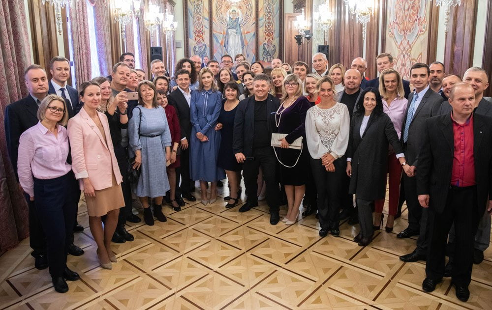 День усиновлення