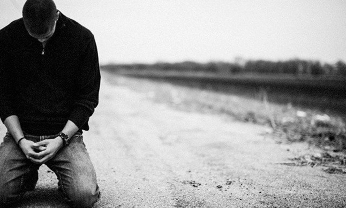 бути служителем