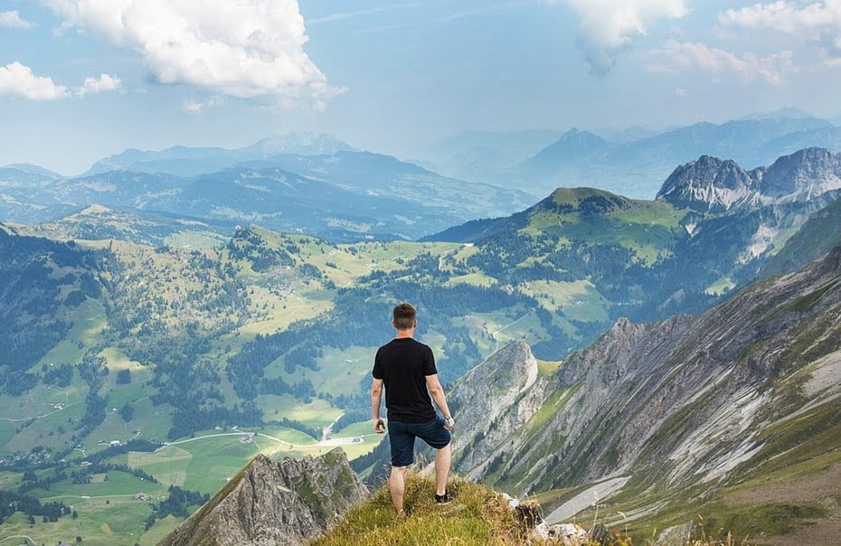 Бог говорит