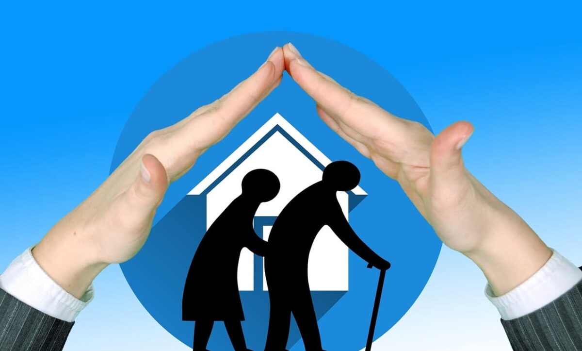 допомогу людям похилого віку