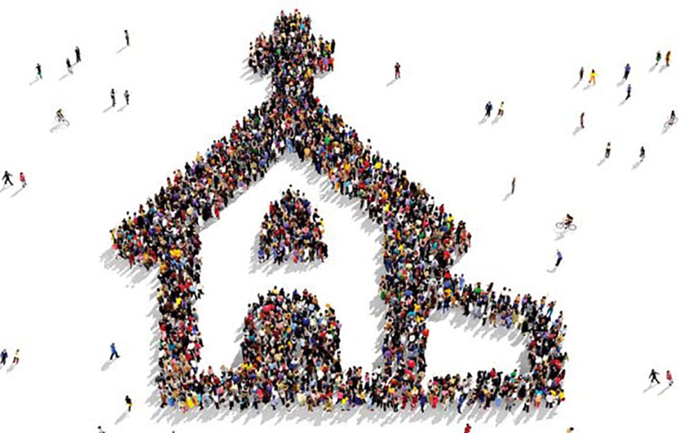 бути церквою