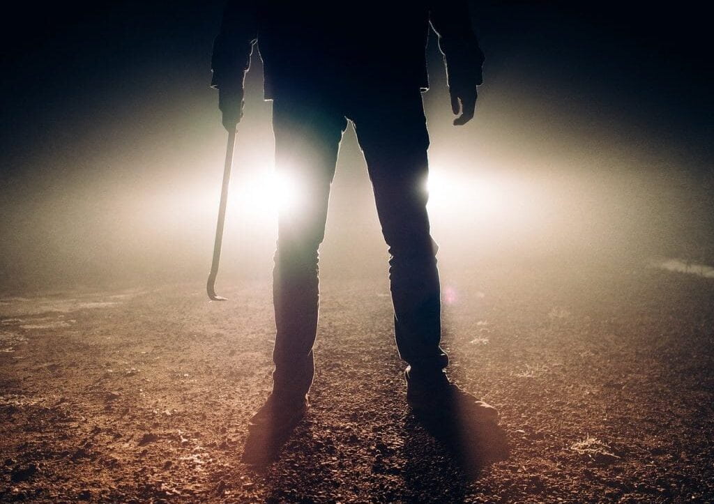 Чому Бог допускає зло