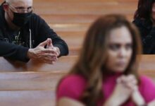 відновлення богослужінь