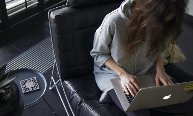 обмежити порнографію