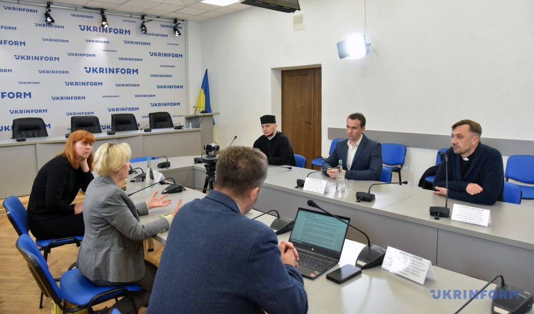 впровадження медичного капеланства