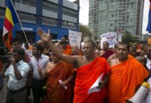 припинити служіння