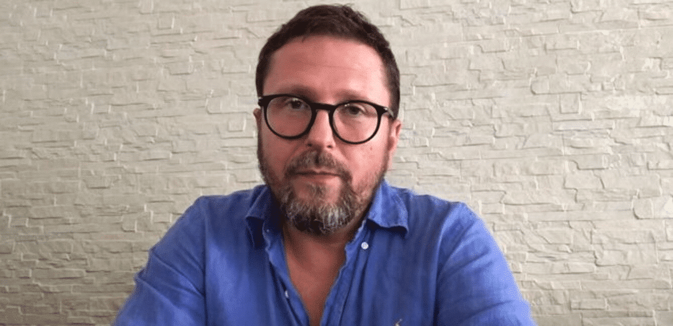 Анатолій Шарій