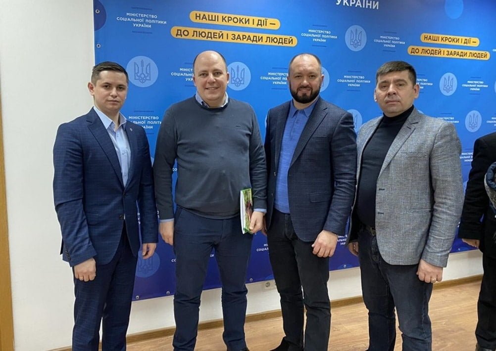 питання гуманітарної допомоги