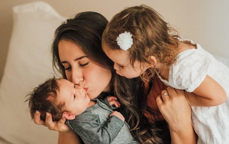 День матері