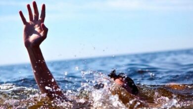 на воді загинули