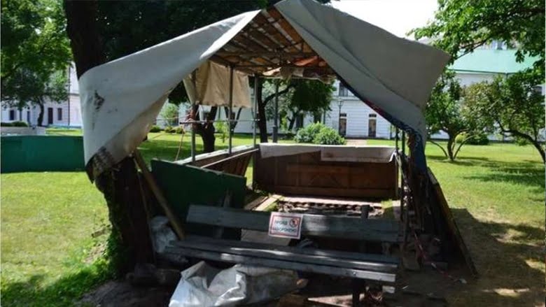 стародавні підземелля