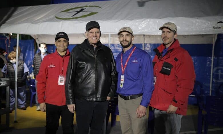 прибув Франклін Грем