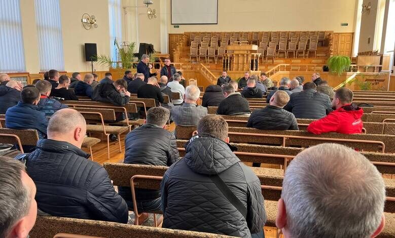 з досвідом капеланського служіння