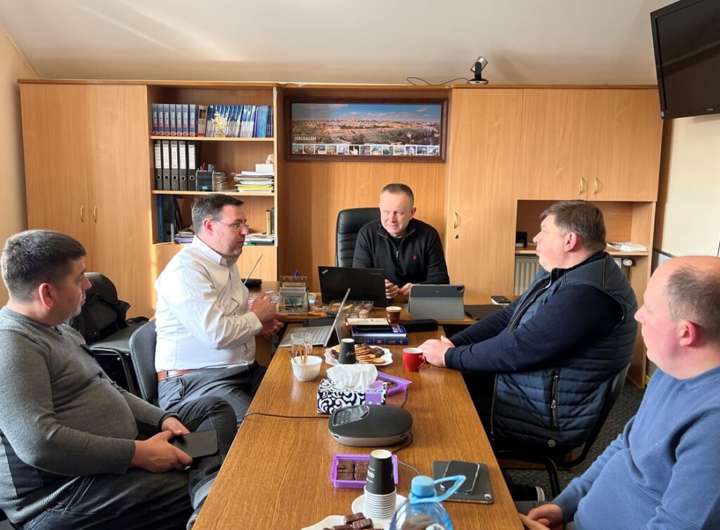 Церква під час війни: відбулася зустріч баптистського Союзу за участю генерального секретаря Всесвітнього баптистського альянсу