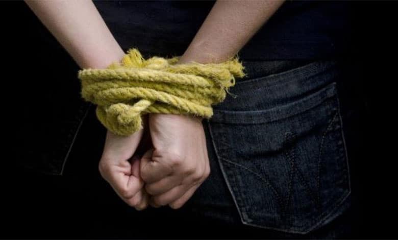 викрадають цивільних