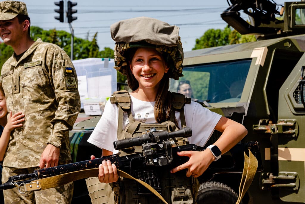 Тато Fest: з нагоди Дня батька у Луцьку відбувся захід з особливими гостями