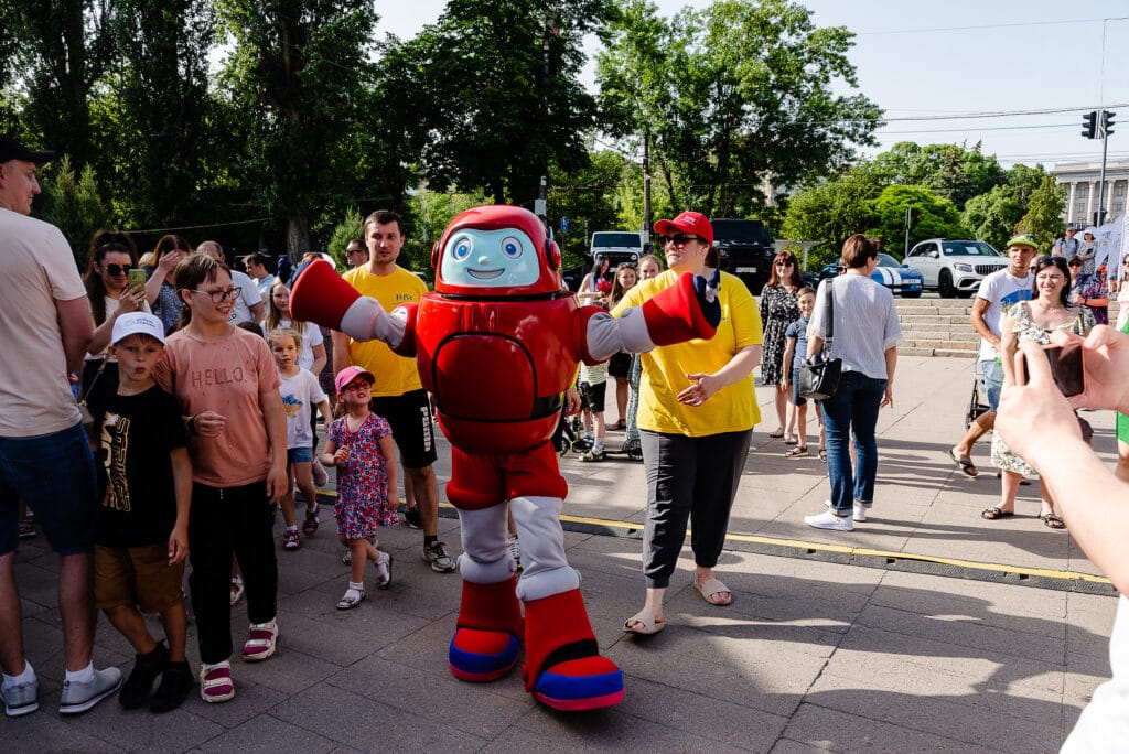Тато Fest: з нагоди Дня батька у Луцьку відбувся захід з особливими гостями