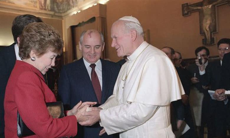 помер Михайло Горбачов