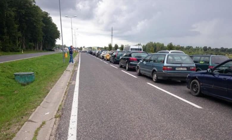 повернутися до України