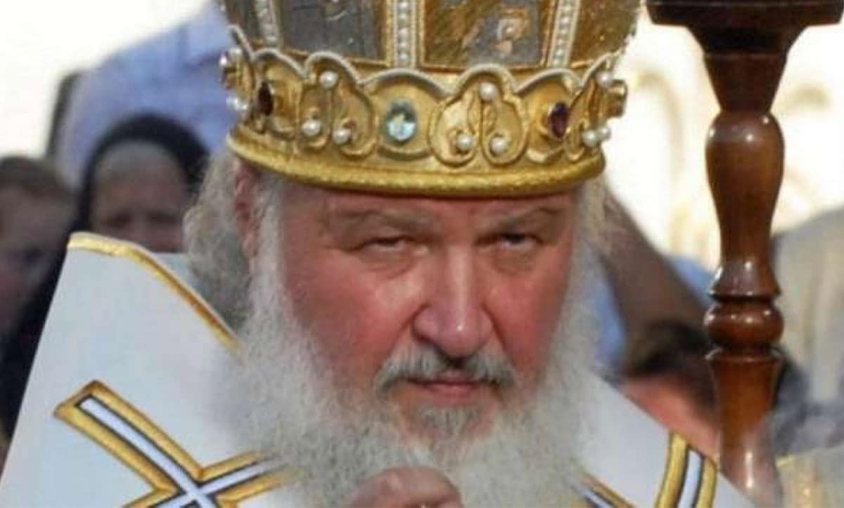 під санкціями