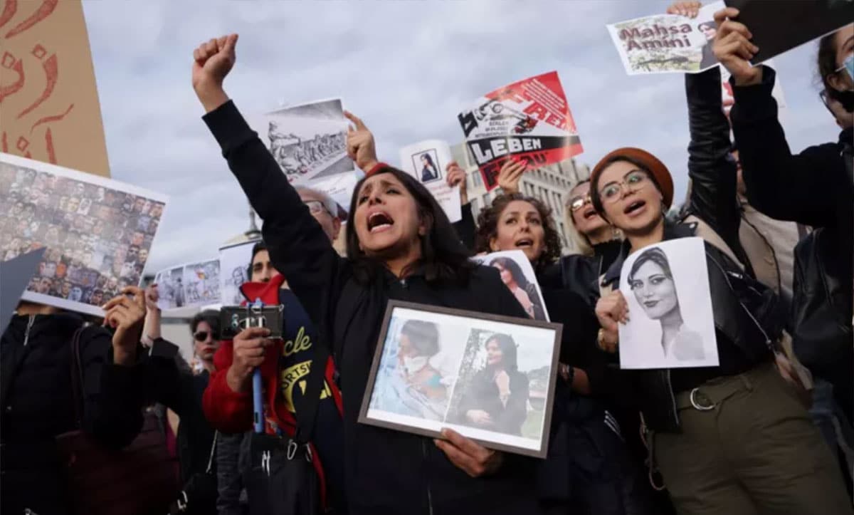 розслідування ситуації в Ірані