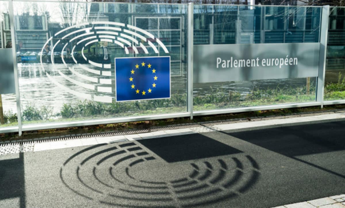 державою-спонсором тероризму.