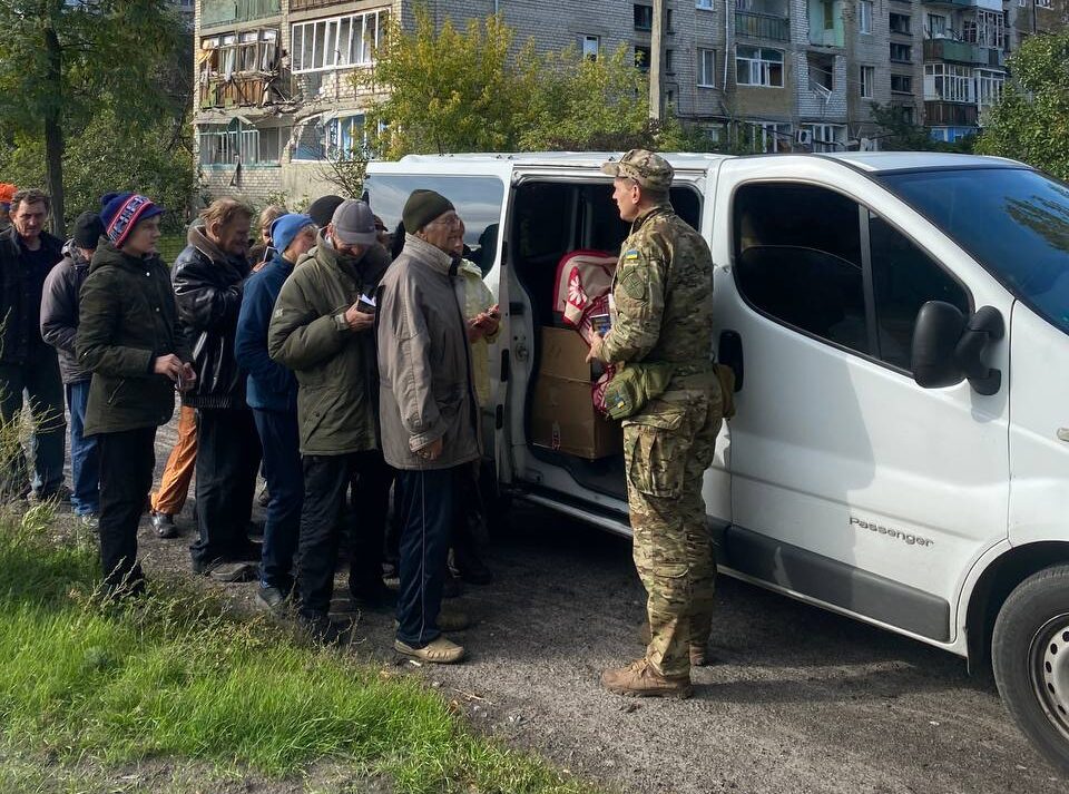 Капелан та волонтерка з Києва: «Найважливіша наша справа − вислухати людей»