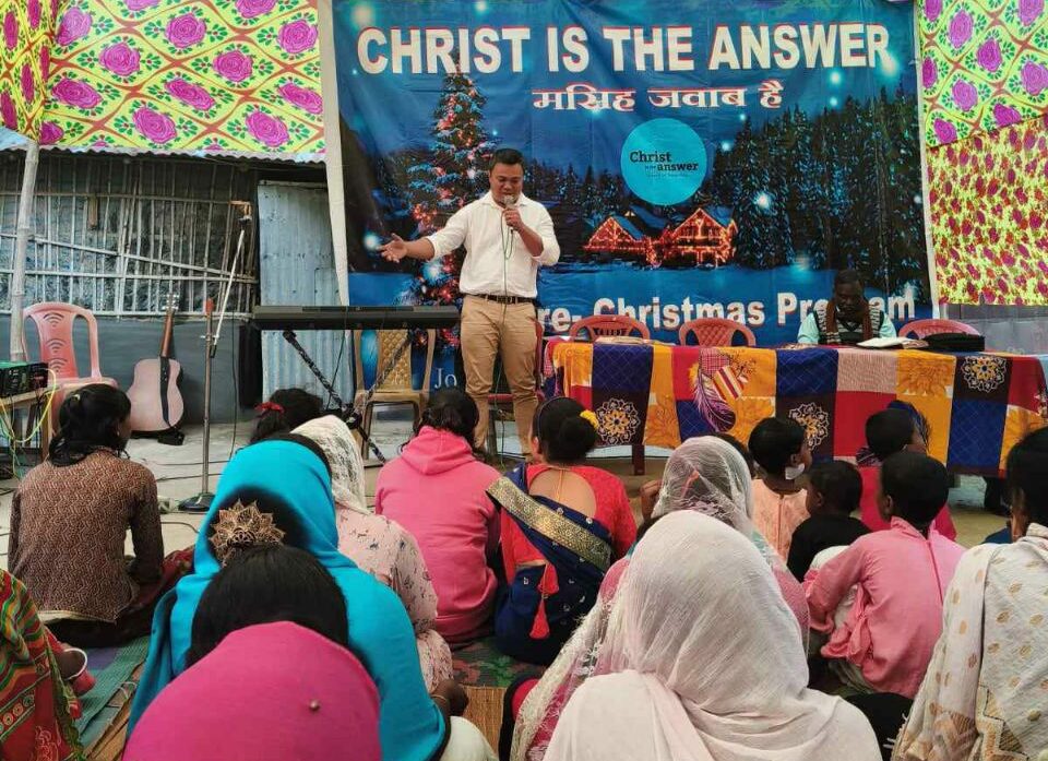 Місіонери розповіли про Різдво в Африці та Азії