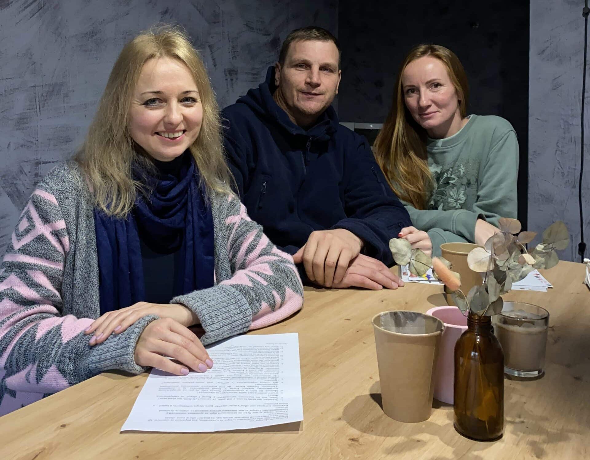 Капелан та волонтерка з Києва: «Найважливіша наша справа − вислухати людей»