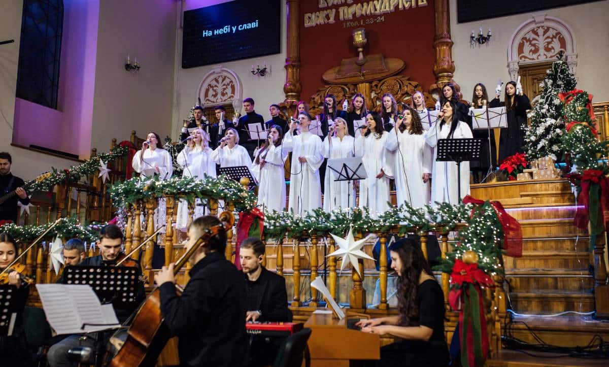 благодійний різдвяний концерт