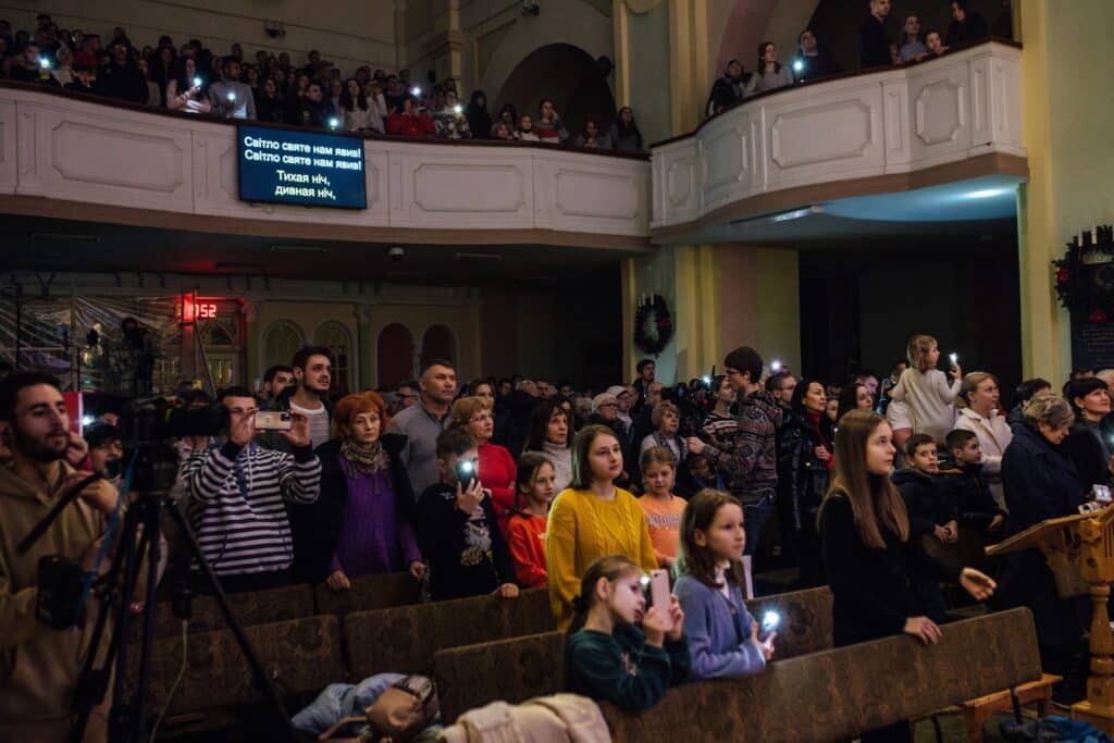 Львівська баптистська церква провела благодійний різдвяний концерт для українців