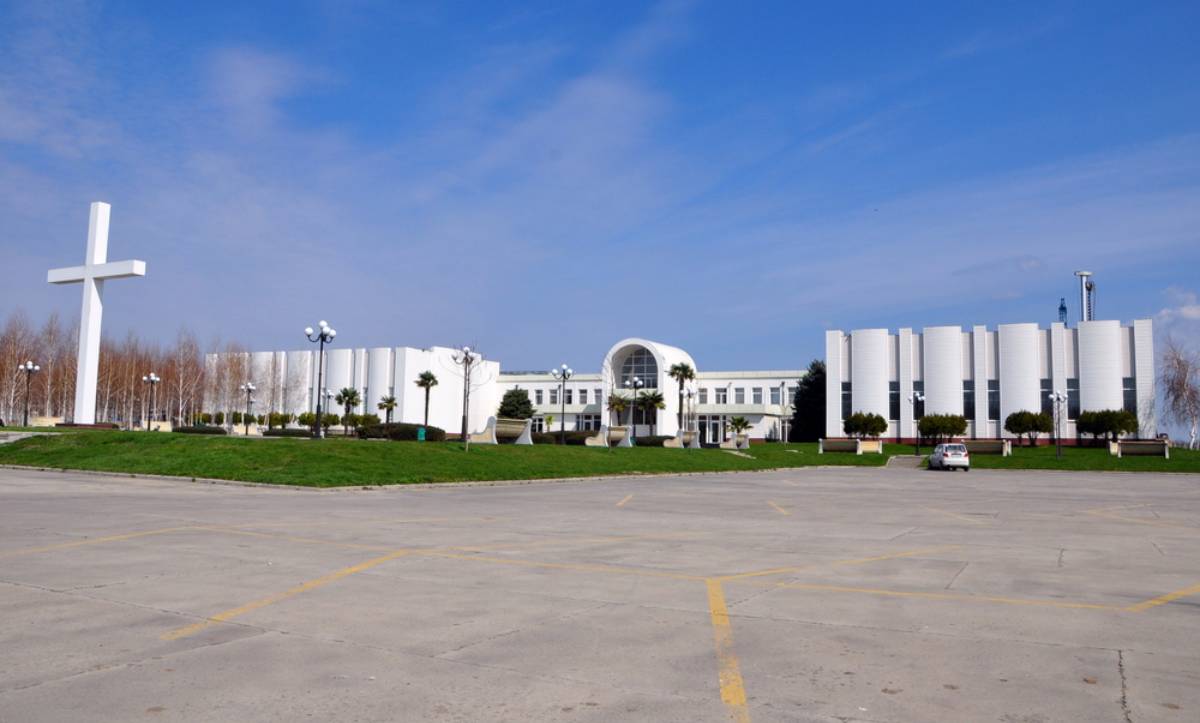 переслідування церков