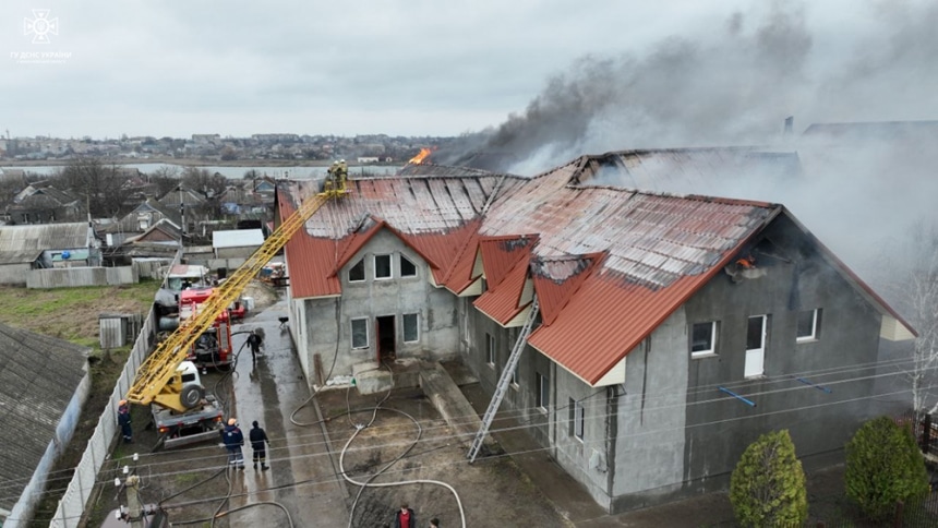 На Миколаївщині спалахнув молитовний будинок