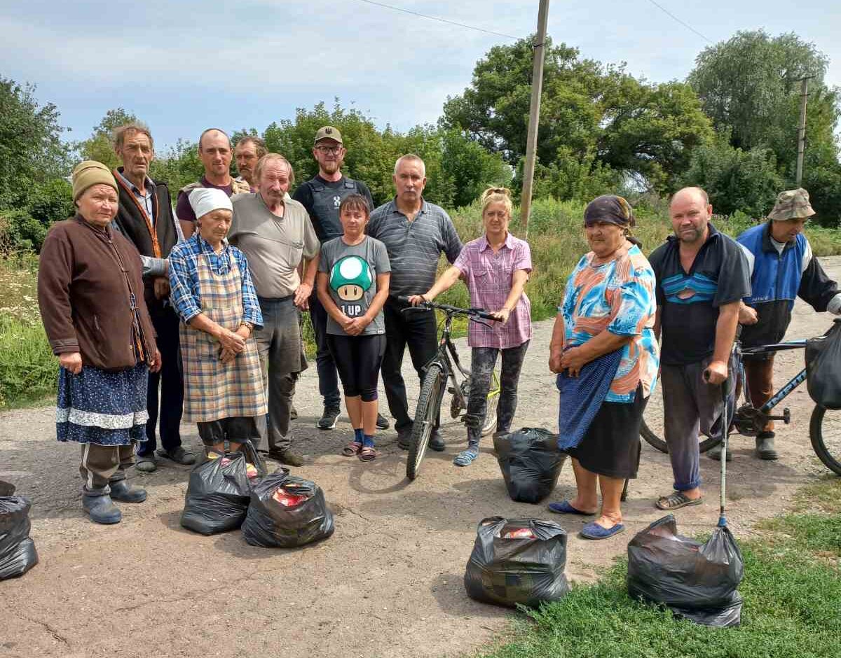 14 годин біля печі, 24 – в дорозі. Історія християн, які печуть і возять хліб на схід