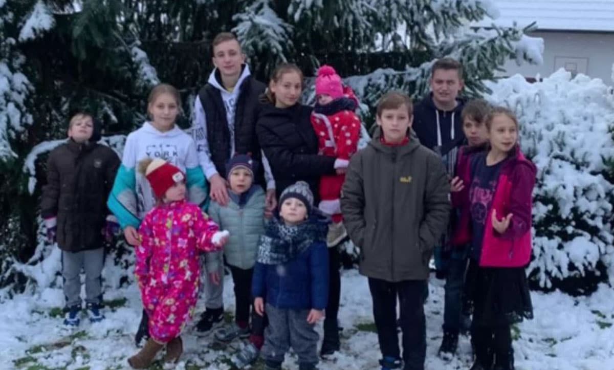 ювенальна служба забрала 13 дітей