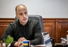 катують українців