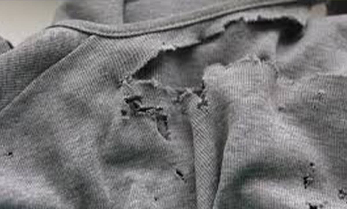 публічно ображати