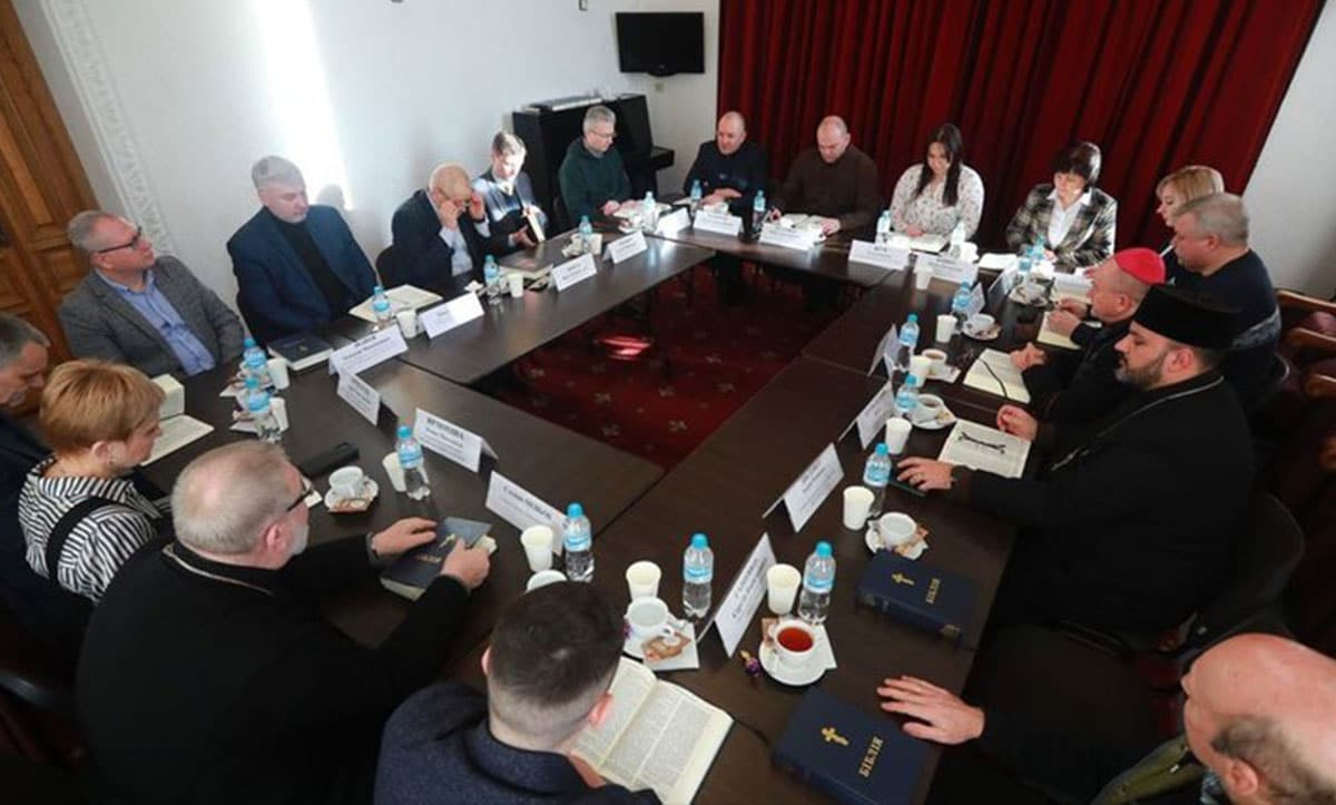 представники різних конфесій