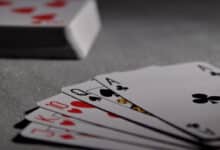 грати в карти