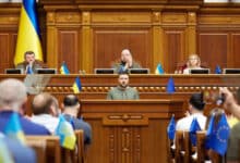 продовжити термін дії воєнного стану