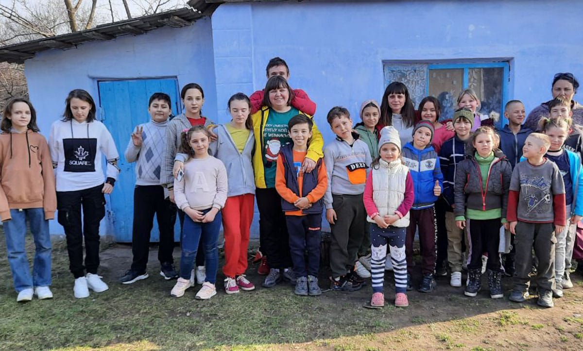 Благодійний збір на дитячі табори