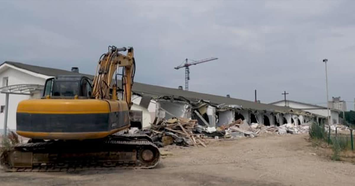 У Мінську влада зруйнувала будівлю церкви