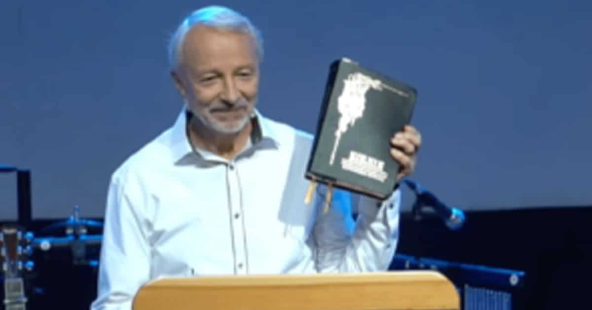 Відповідь В. Громова