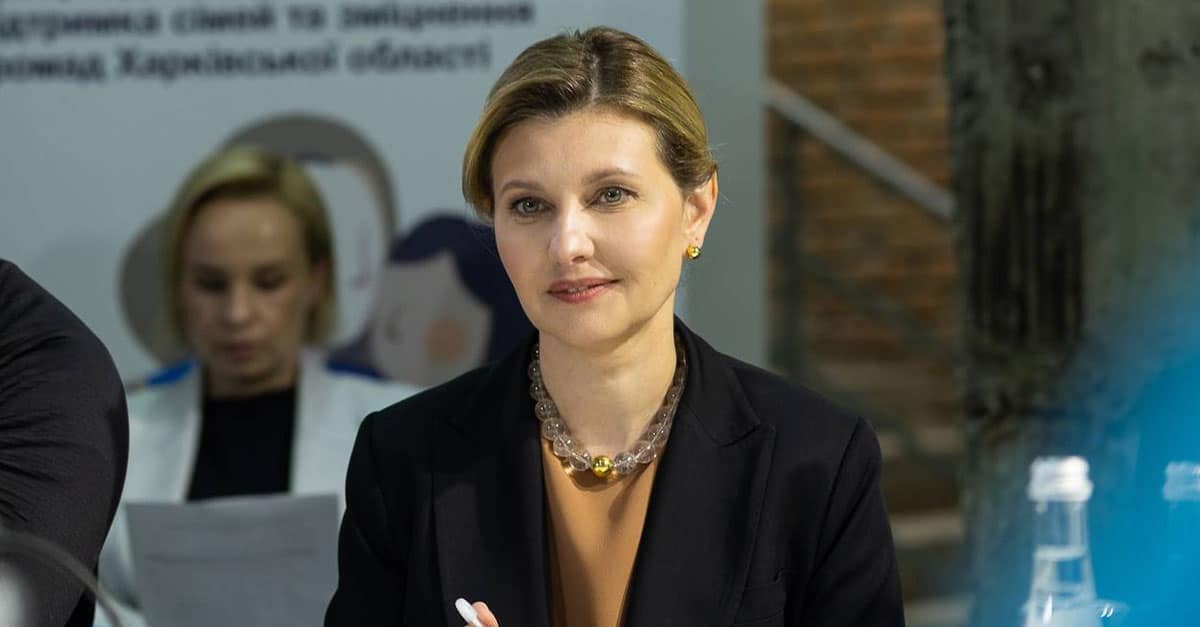 сімейні форми виховання