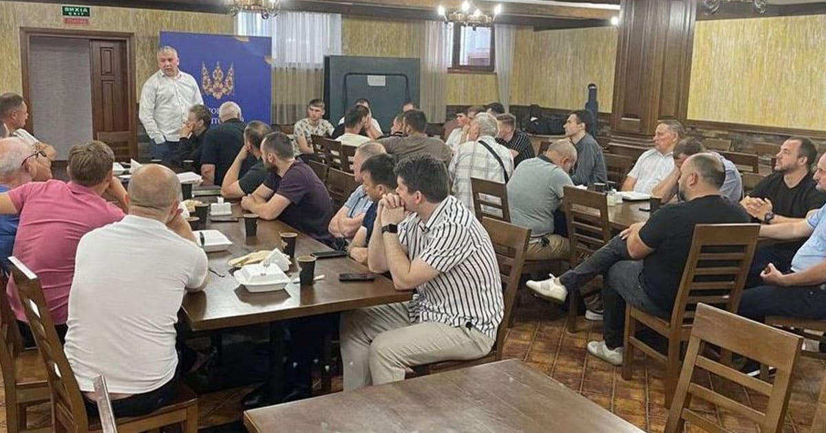 Чоловічий молитовний сніданок Київ