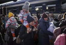 Повернення жінок-біженок України