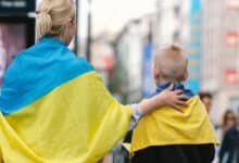 про життя українських біженців в Європі