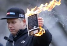 спалювання Корану