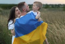 Щастя посеред війни: